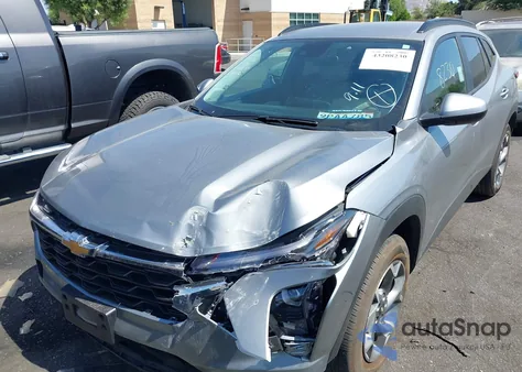 2025 Chevrolet Trax Fwd Lt from USA, damaged, VIN KL77LHEP7SC037538